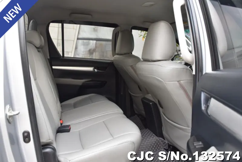 2017 Toyota / Hilux Stock No. 132574