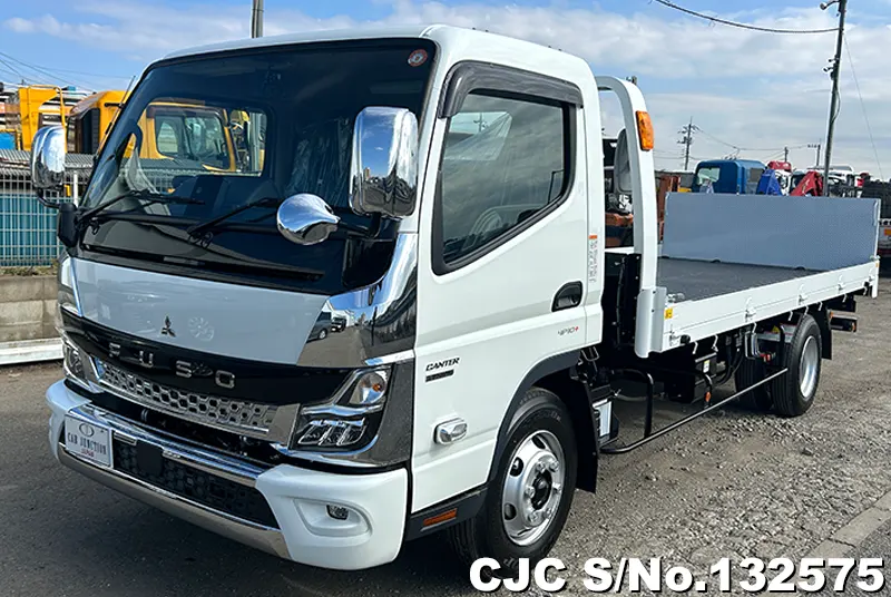 2025 Mitsubishi / Canter Stock No. 132575
