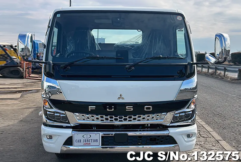 2025 Mitsubishi / Canter Stock No. 132575