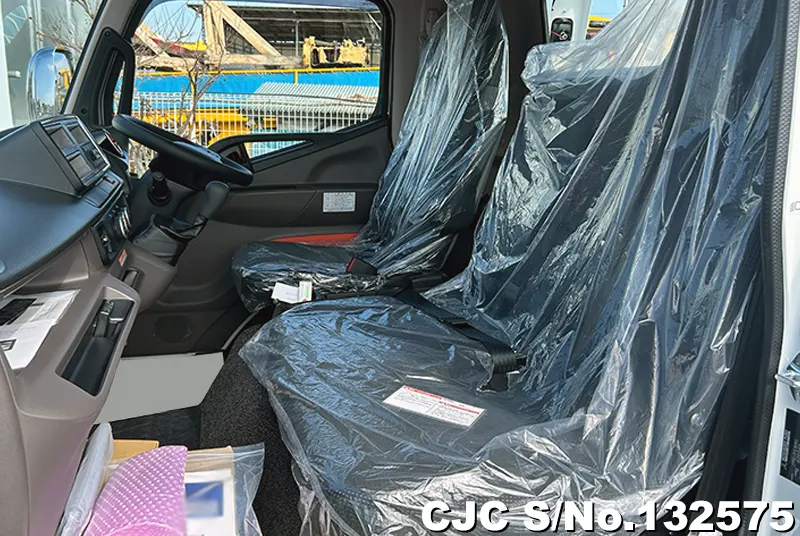 2025 Mitsubishi / Canter Stock No. 132575