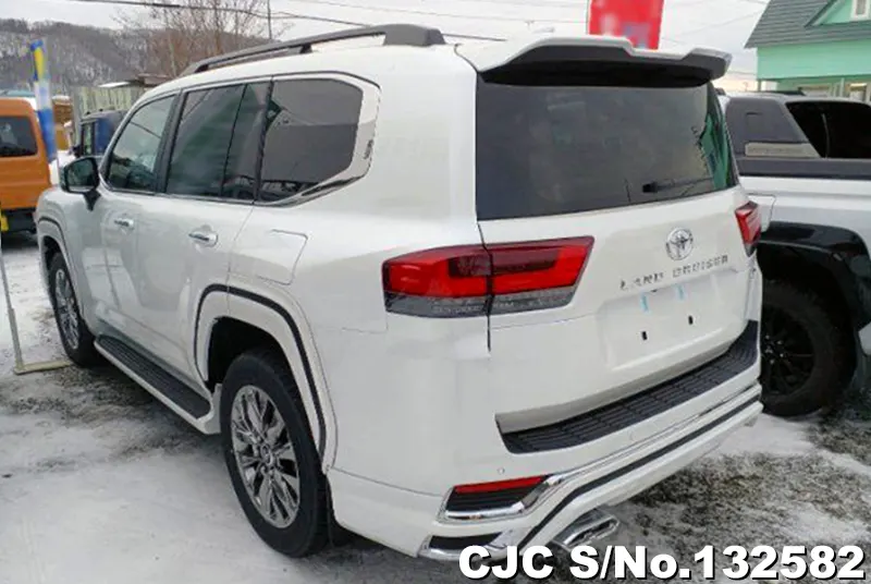 2025 Toyota / Land Cruiser Stock No. 132582