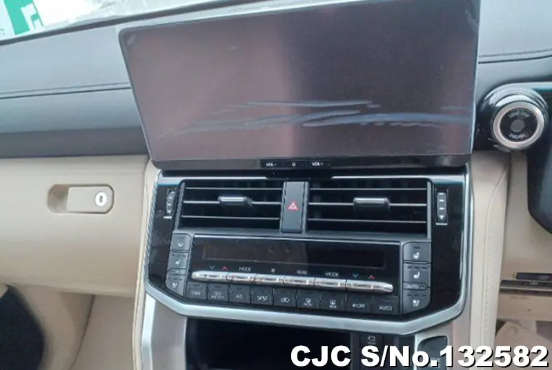 2025 Toyota / Land Cruiser Stock No. 132582