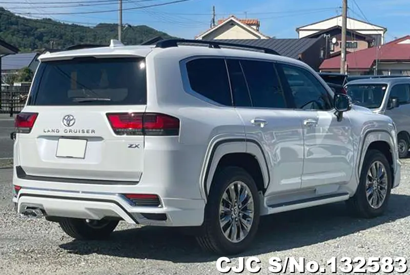 2025 Toyota / Land Cruiser Stock No. 132583