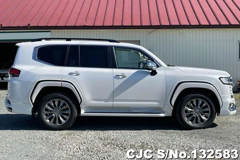 2025 Toyota / Land Cruiser Stock No. 132583