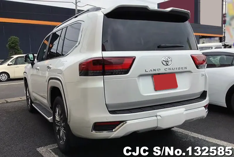 2025 Toyota / Land Cruiser Stock No. 132585