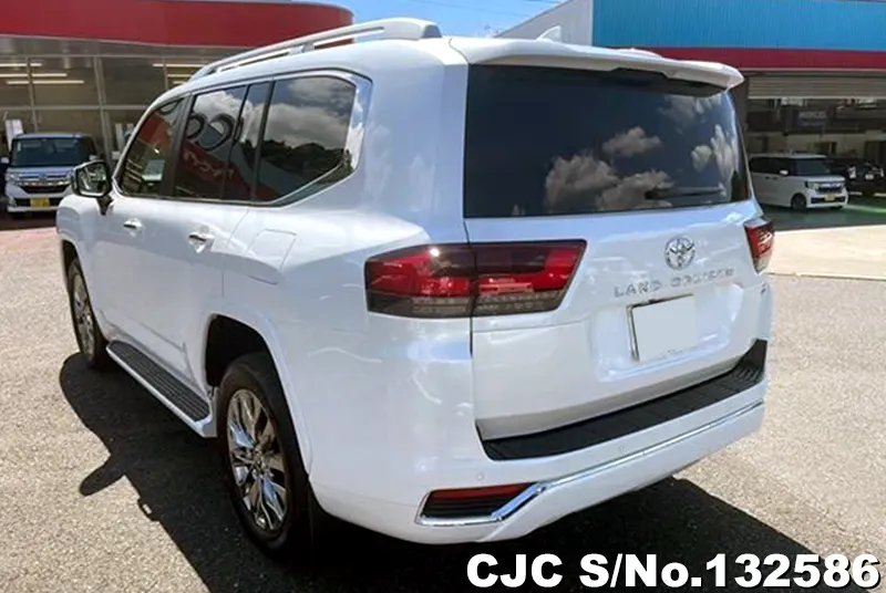 2024 Toyota / Land Cruiser Stock No. 132586