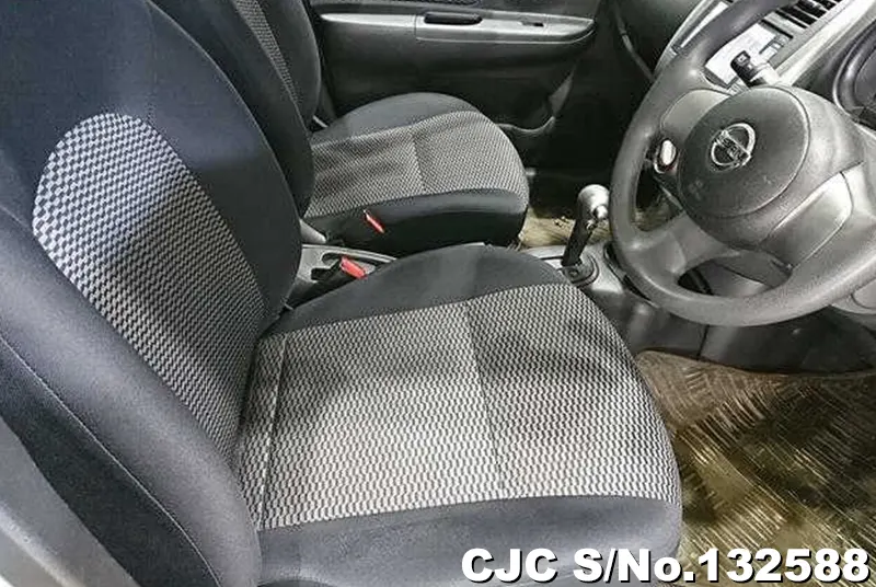 2017 Nissan / March Stock No. 132588