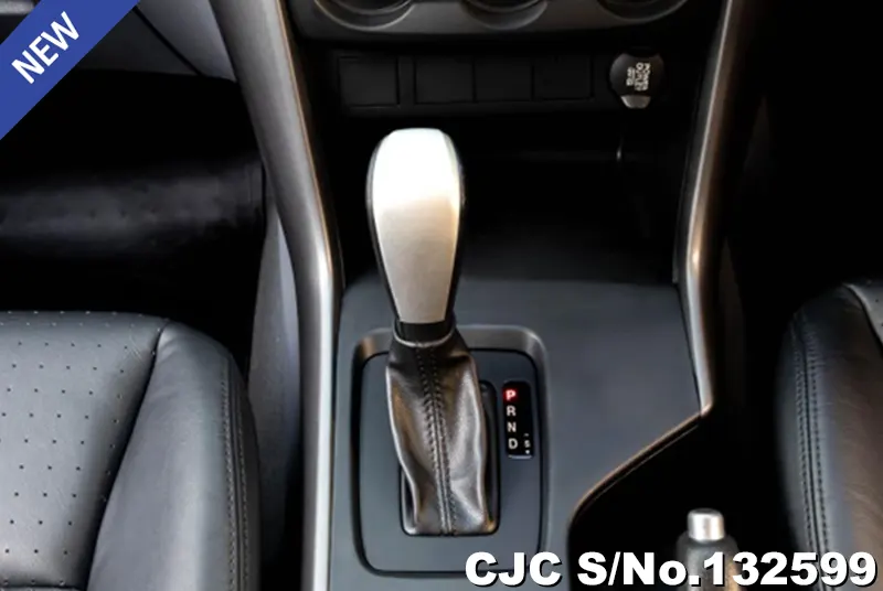 Mazda BT-50 in White for Sale Image 9