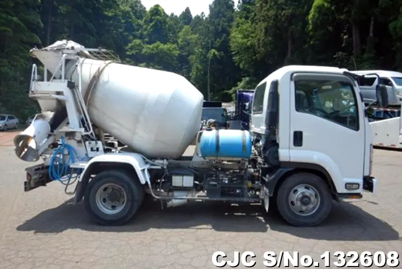 2009 Isuzu / Forward Stock No. 132608