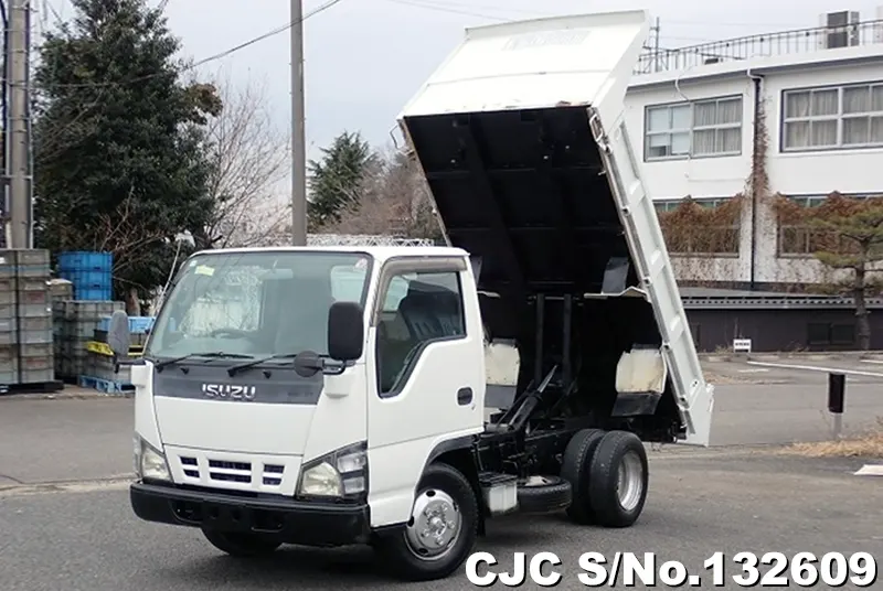 2005 Isuzu / Elf Stock No. 132609