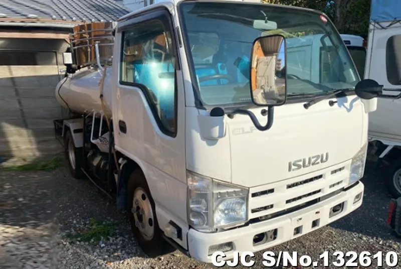 2009 Isuzu / Elf Stock No. 132610