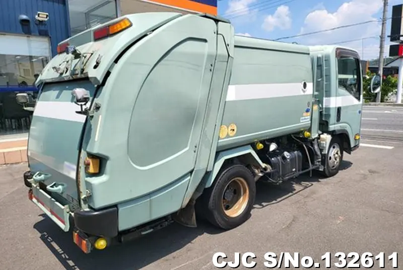 2012 Isuzu / Elf Stock No. 132611