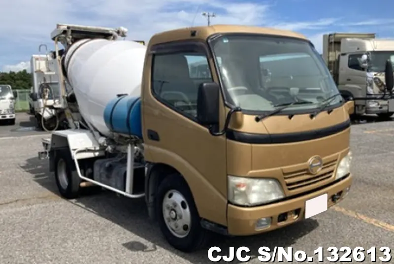 2008 Hino / Dutro Stock No. 132613