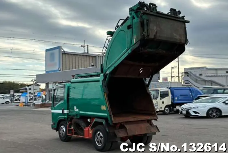 2009 Isuzu / Elf Stock No. 132614