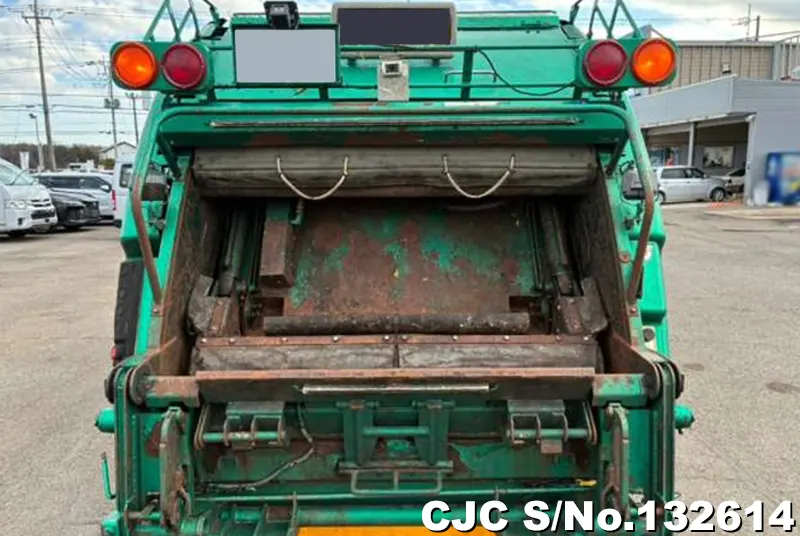 2009 Isuzu / Elf Stock No. 132614