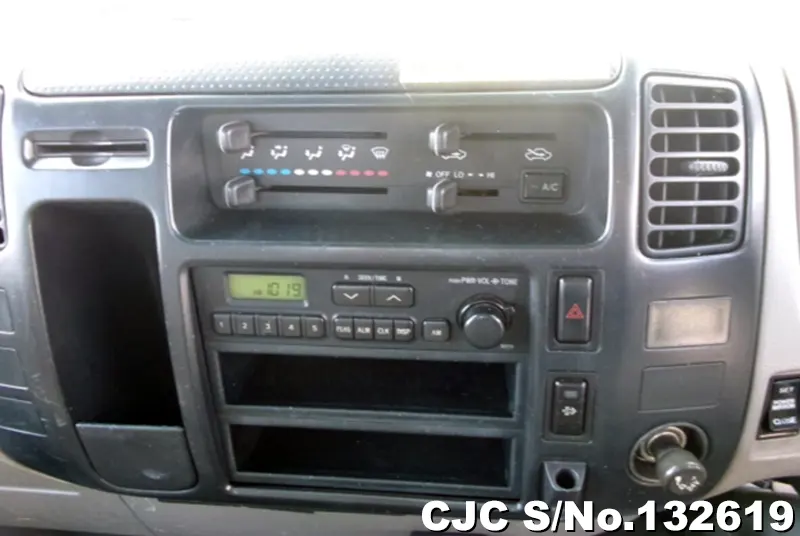 2006 Hino / Dutro Stock No. 132619