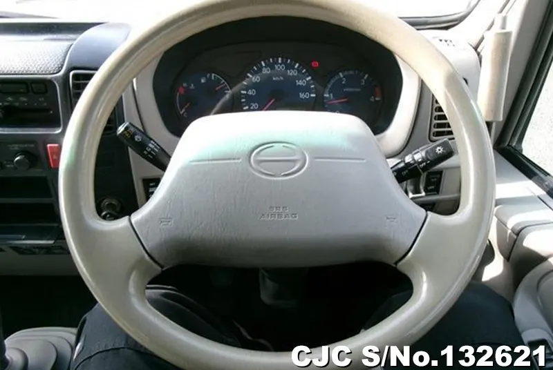 2000 Hino / Dutro Stock No. 132621