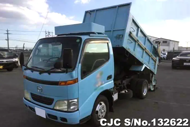 2001 Hino / Dutro Stock No. 132622