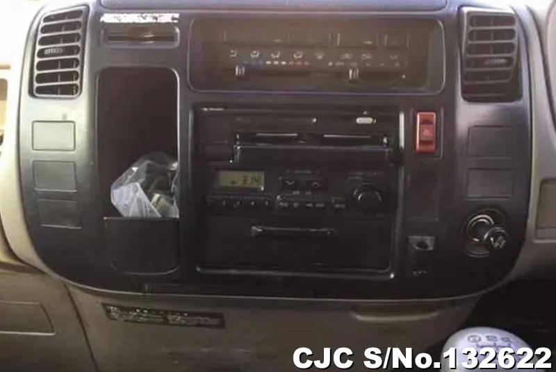 2001 Hino / Dutro Stock No. 132622