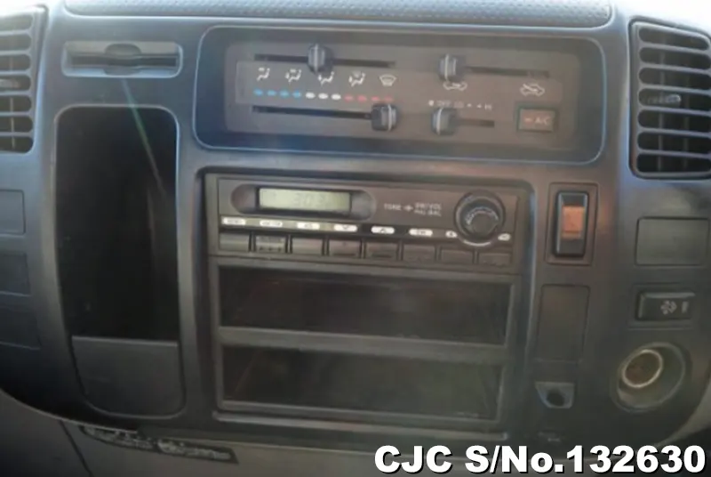 2007 Hino / Dump Truck Stock No. 132630