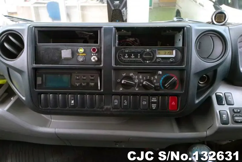 2018 Hino / Dutro Stock No. 132631