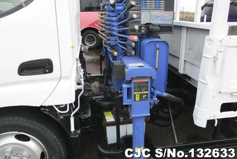 2010 Hino / Dutro Stock No. 132633