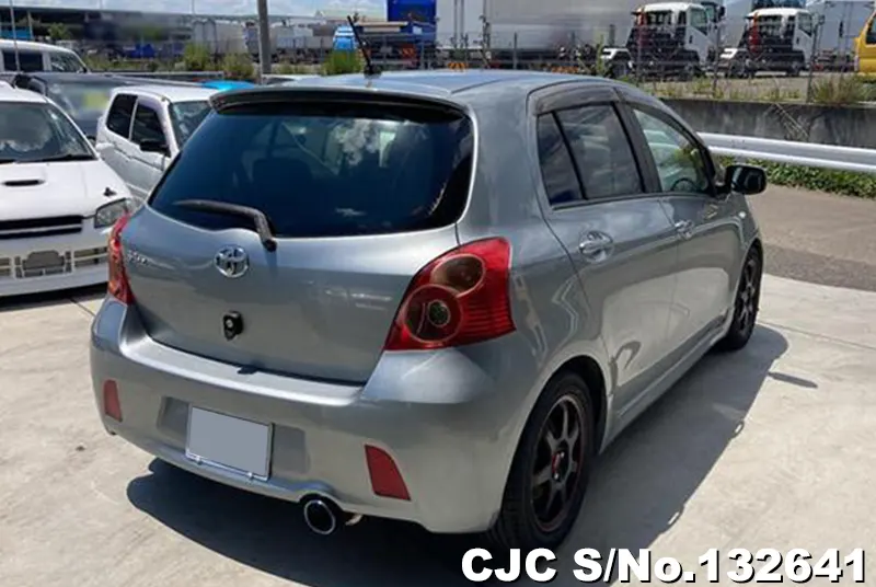 Toyota Vitz in Silver for Sale Image 2