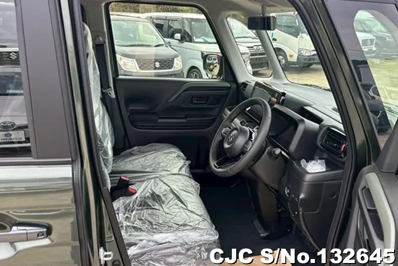 2026 Suzuki / Spacia Gear Stock No. 132645