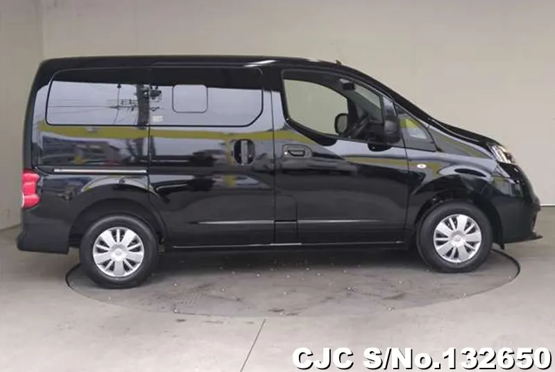 Nissan NV200 in Black for Sale Image 6