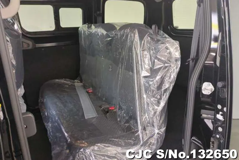 Nissan NV200 in Black for Sale Image 13