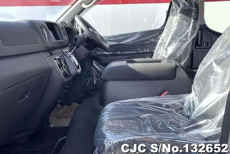 2026 Nissan / Caravan Stock No. 132652