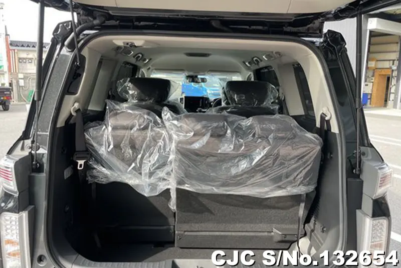 2026 Nissan / Elgrand Stock No. 132654