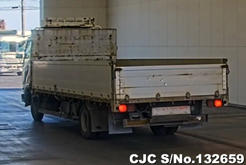 2001 Mitsubishi / Fuso Fighter Stock No. 132659