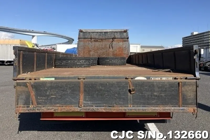 2005 Mitsubishi / Fuso Fighter Stock No. 132660