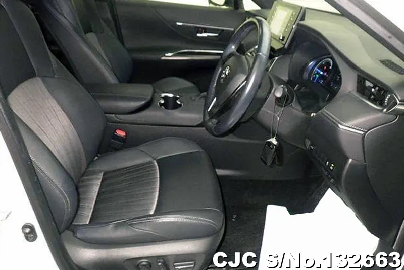 2020 Toyota / Harrier Stock No. 132663