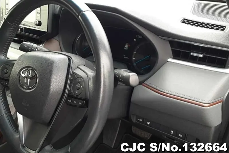 2020 Toyota / Harrier Stock No. 132664