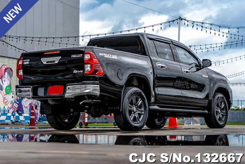2021 Toyota / Hilux / Revo Stock No. 132667