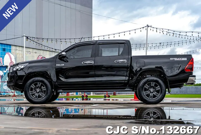 2021 Toyota / Hilux / Revo Stock No. 132667