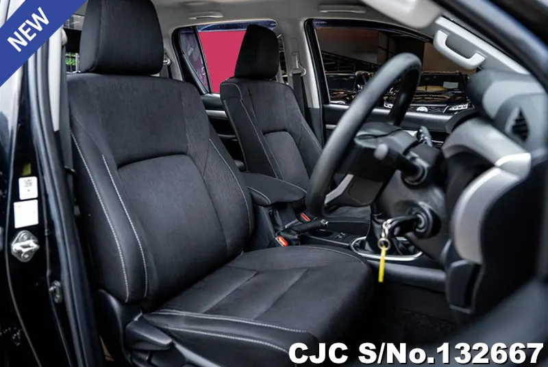 2021 Toyota / Hilux / Revo Stock No. 132667