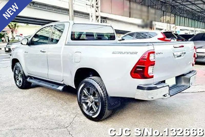 2020 Toyota / Hilux / Revo Stock No. 132668