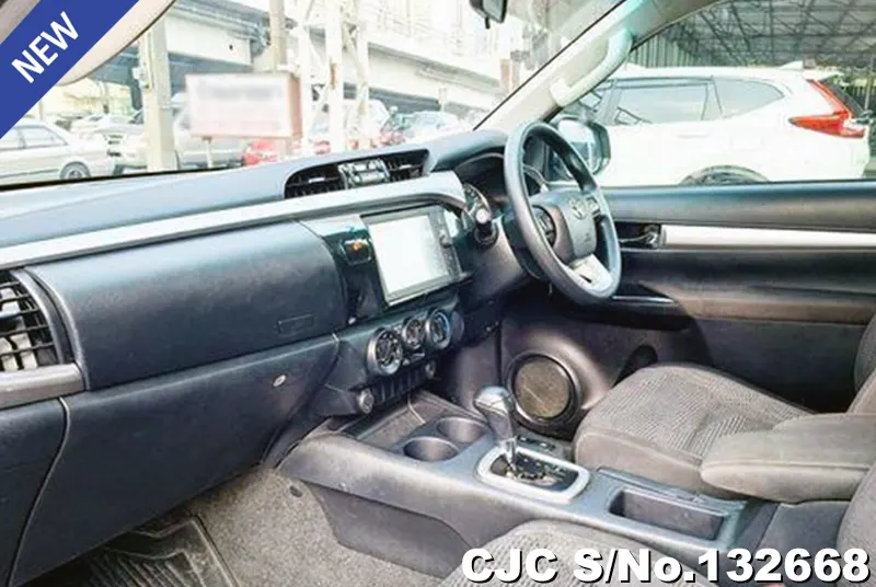 2020 Toyota / Hilux / Revo Stock No. 132668