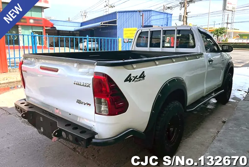 2021 Toyota / Hilux / Revo Stock No. 132670