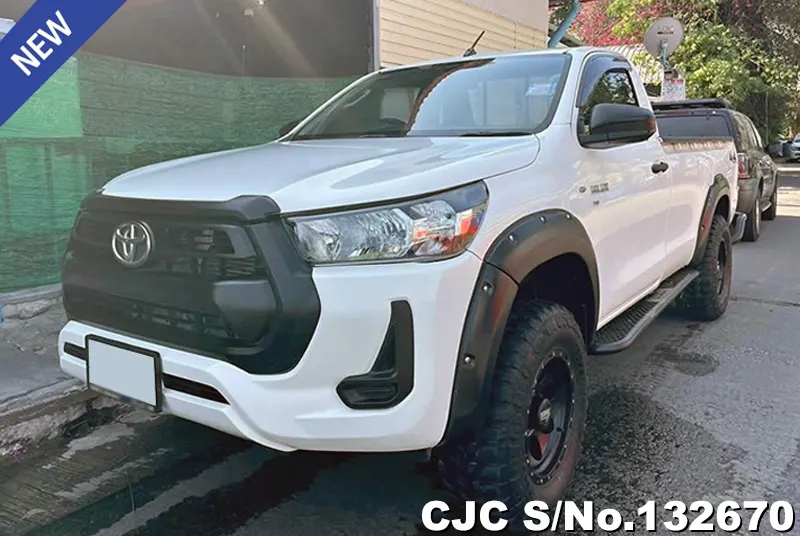 2021 Toyota / Hilux / Revo Stock No. 132670