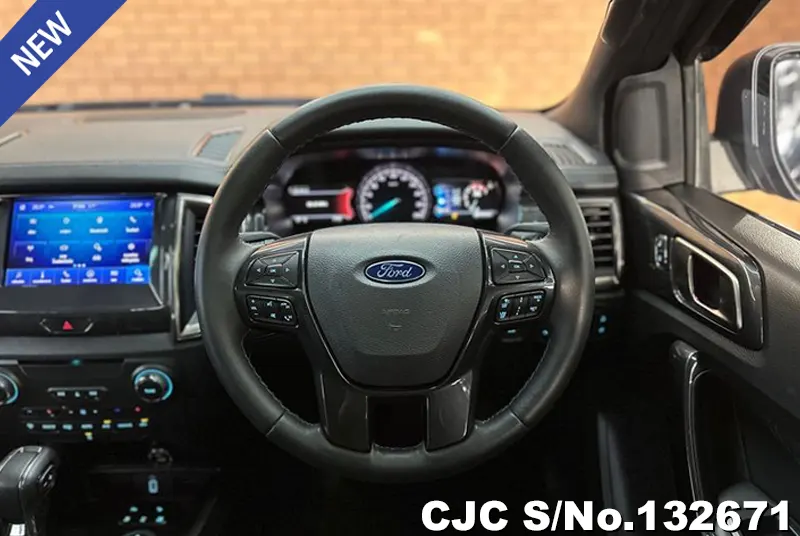 2020 Ford / Everest Stock No. 132671