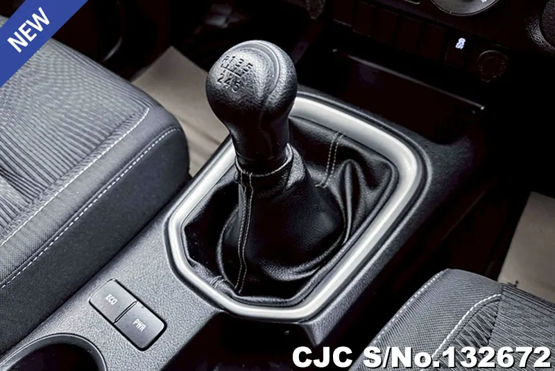 2024 Toyota / Hilux / Revo Stock No. 132672