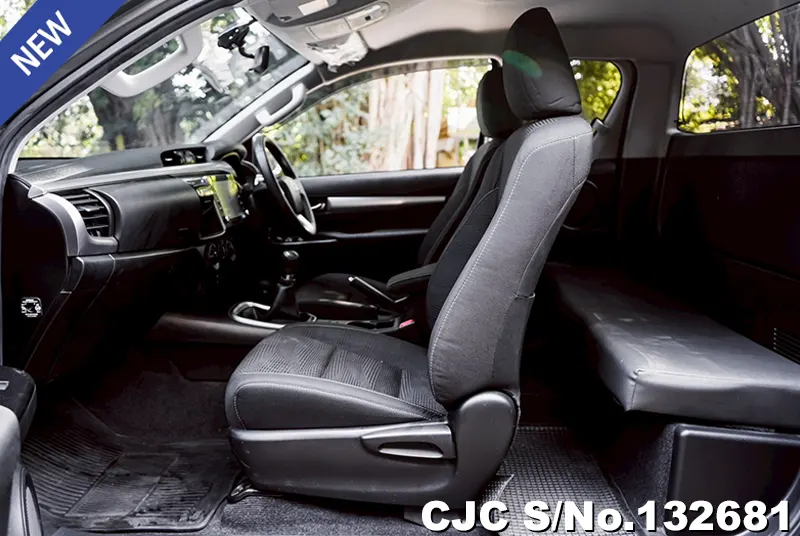 2021 Toyota / Hilux / Revo Stock No. 132681