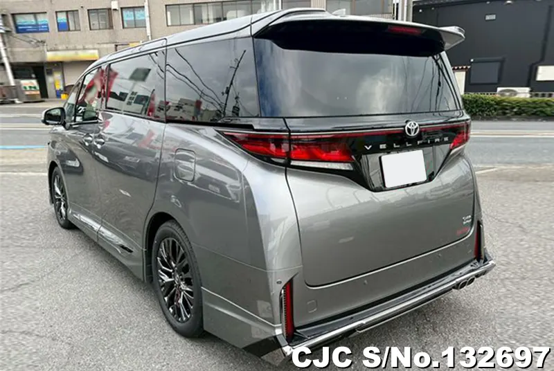 2026 Toyota / Vellfire Stock No. 132697