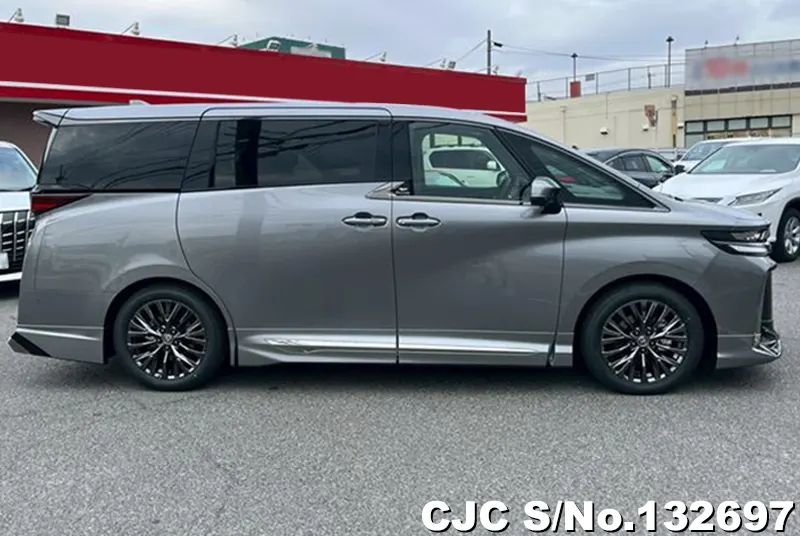 2026 Toyota / Vellfire Stock No. 132697