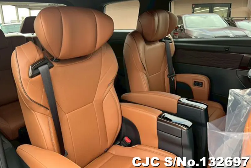 2026 Toyota / Vellfire Stock No. 132697