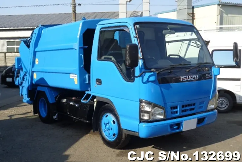 2004 Isuzu / Elf Stock No. 132699